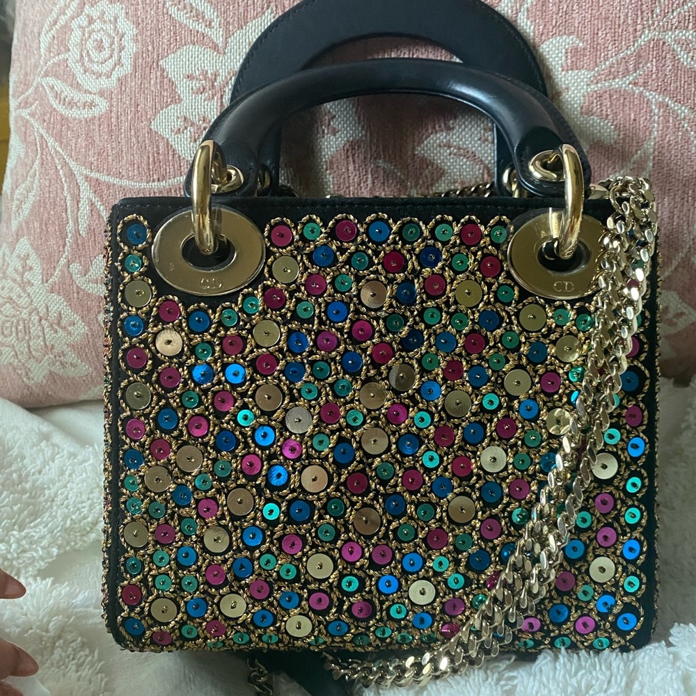 RARE Limited Edition!! Chriatian dior mini lady dior crossbody bag. - Picture 9 of 16